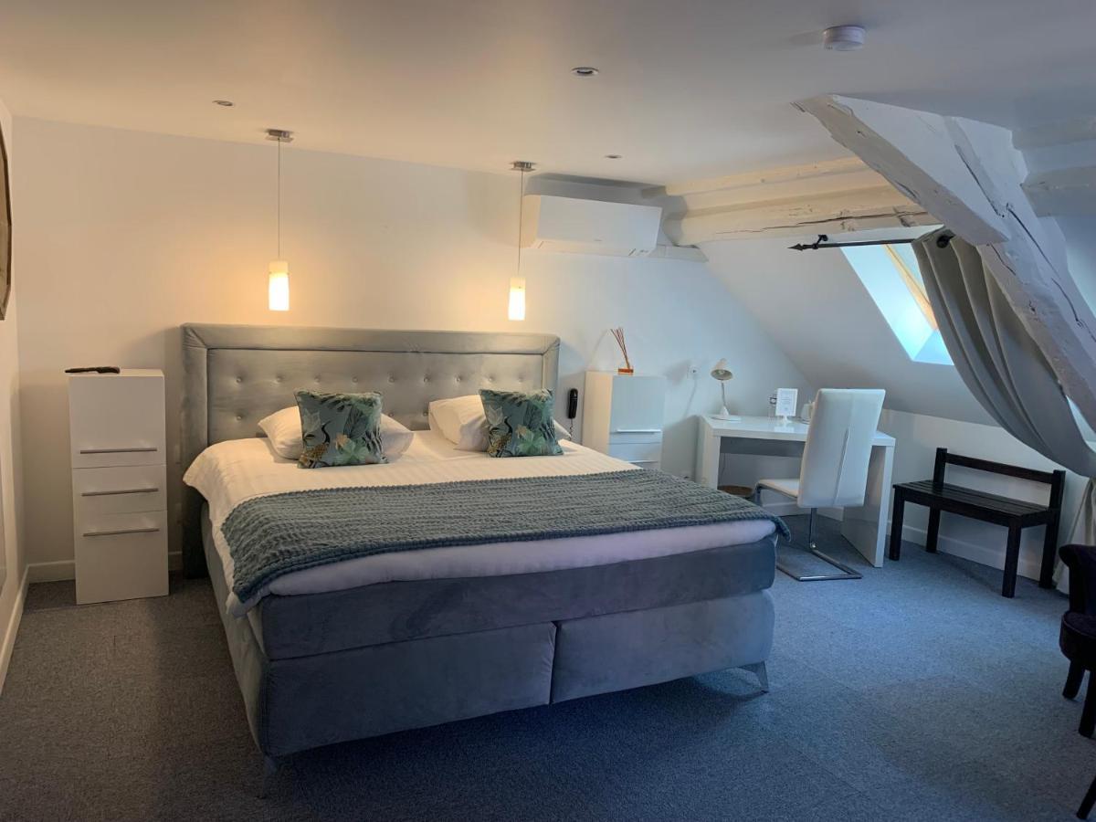 Hotel Au Cheval Blanc 3*