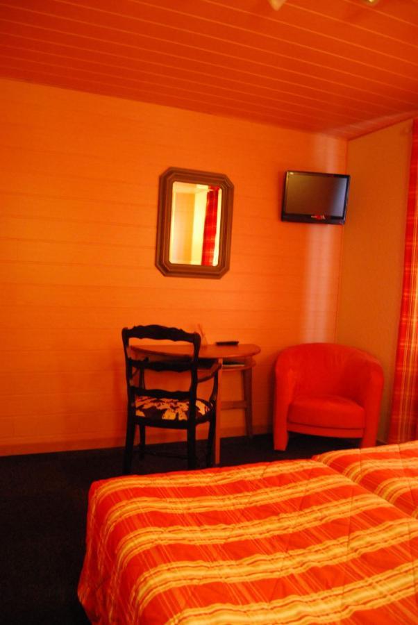 Au Cheval Blanc Hotel 3*