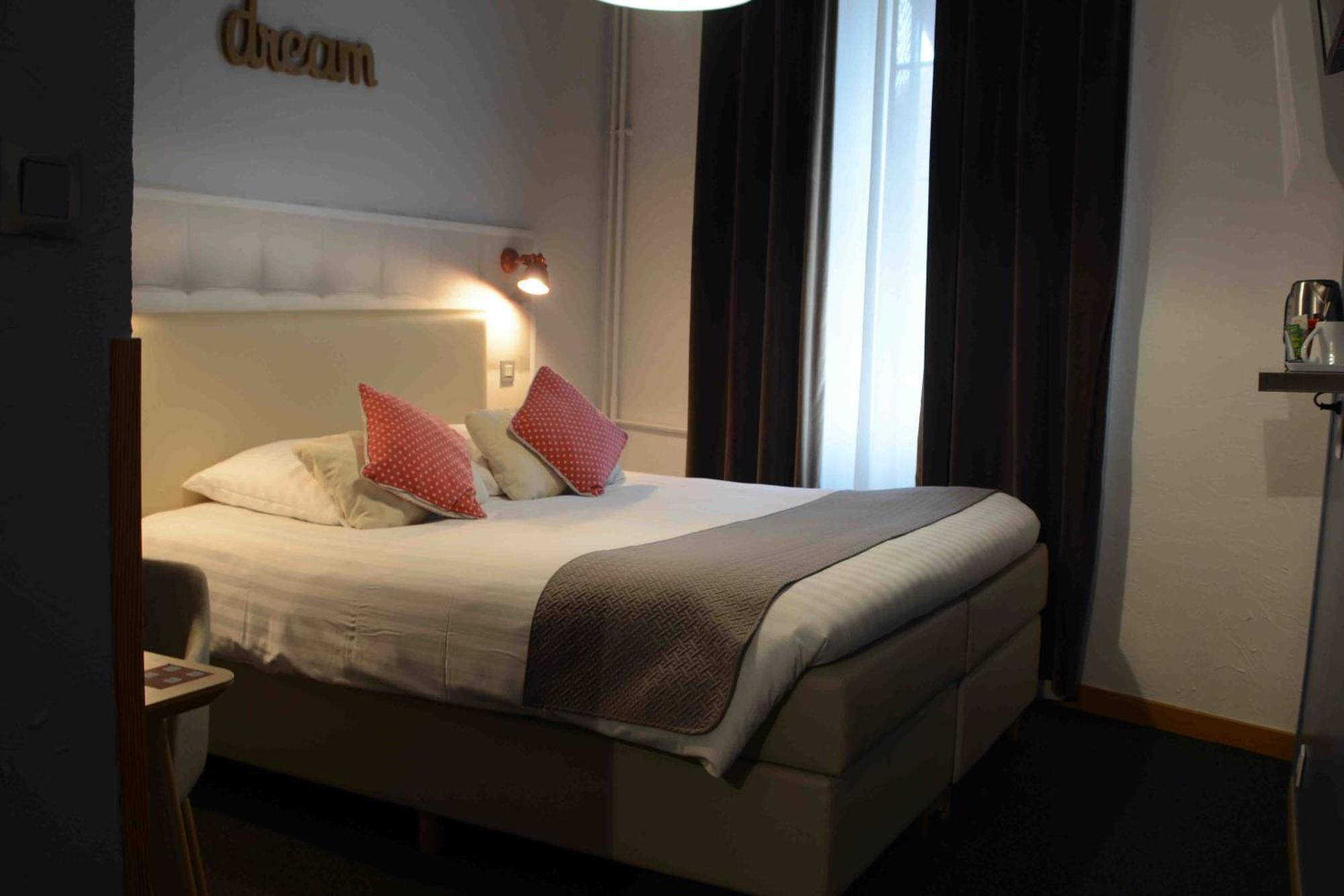 Hotel Au Cheval Blanc 3*