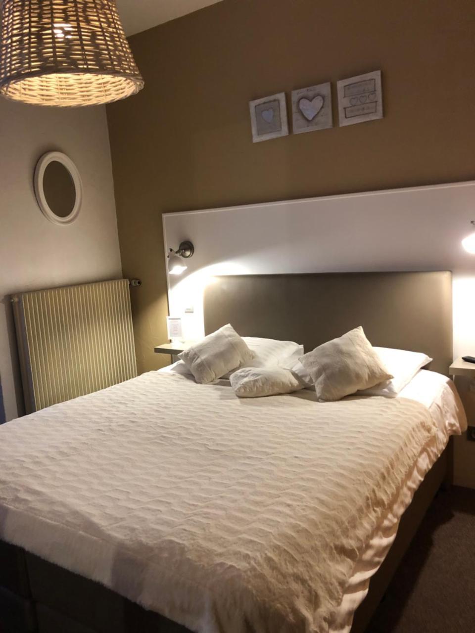 Au Cheval Blanc Hotel Ribeauvillé
